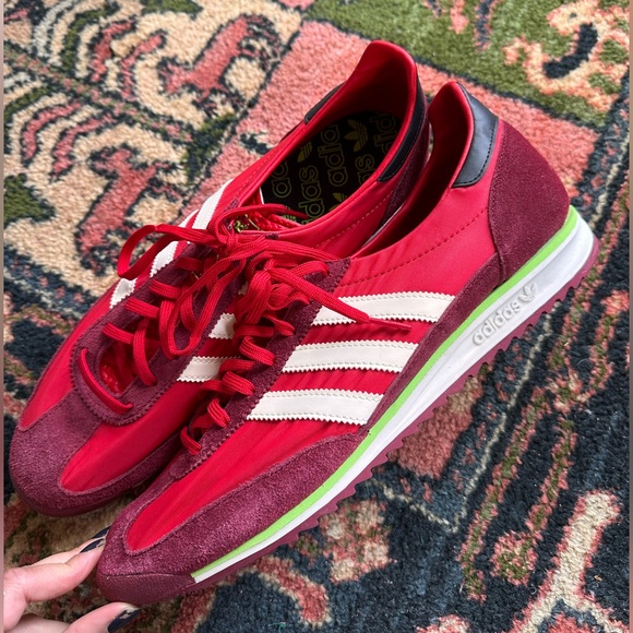 Adidas red tennis shoes sz 12 - Picture 4 of 10